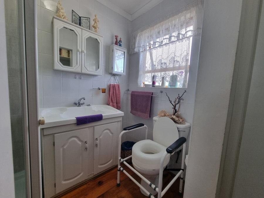 4 Bedroom Property for Sale in Dana Bay Western Cape
